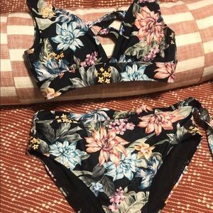 Sand Flower 2 PC Swimwear